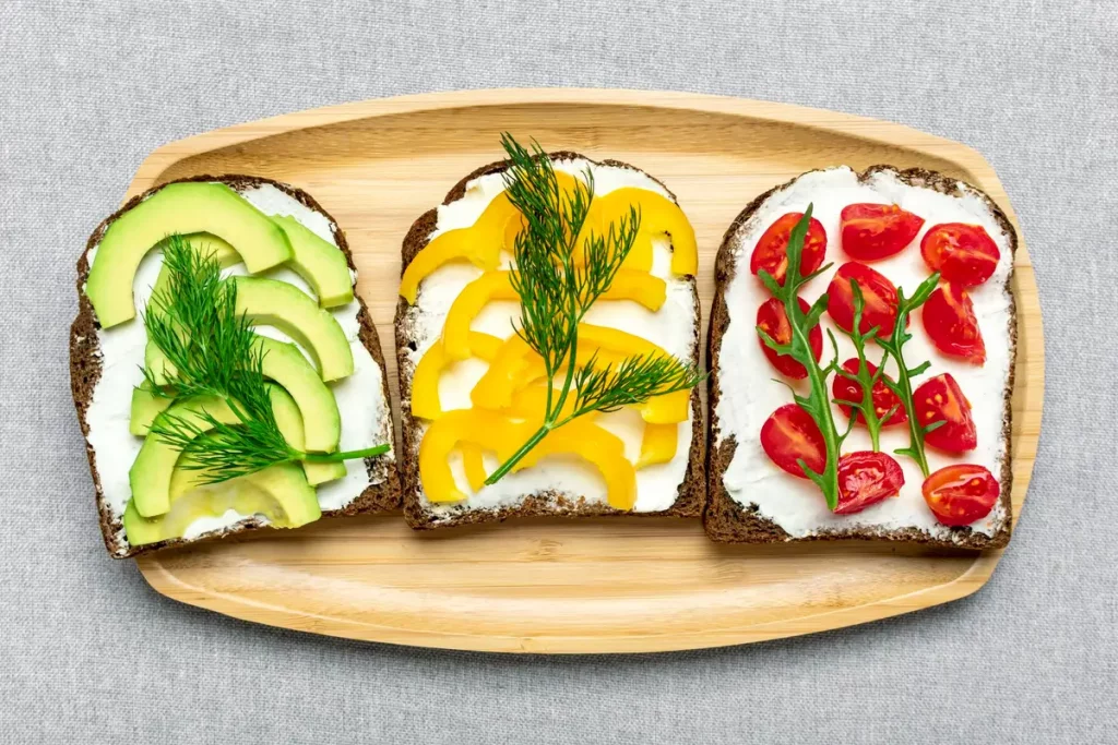 toast apéro coloré ingrédients frais