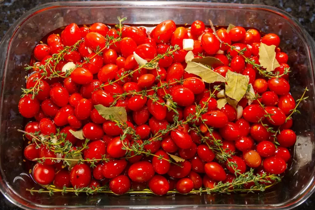tomates cerises confites four herbes