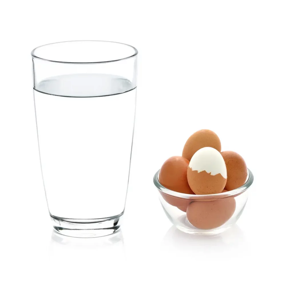 oeuf verre eau
